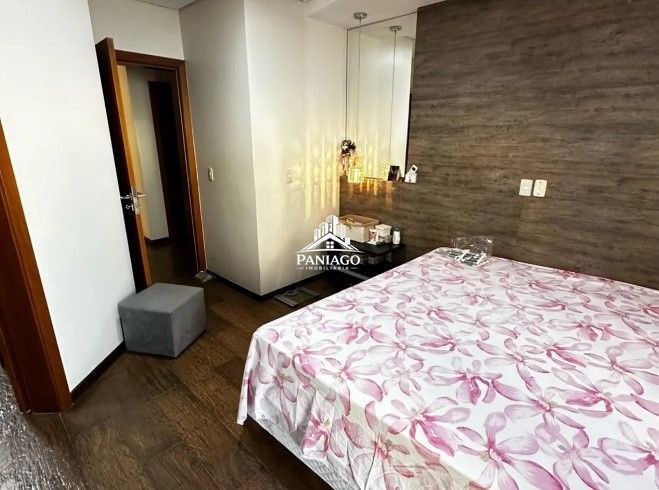 image_re_8625248.jpg
