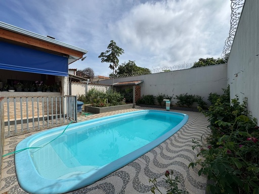 Casa de 3 quartos, 294m² no bairro Centro, em São João Batista do Glória | Eu Corretor