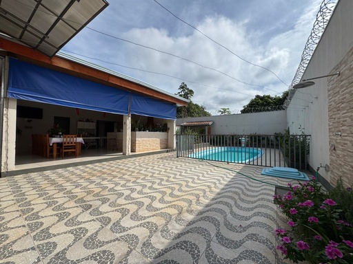 Casa de 3 quartos, 294m² no bairro Centro, em São João Batista do Glória | Eu Corretor
