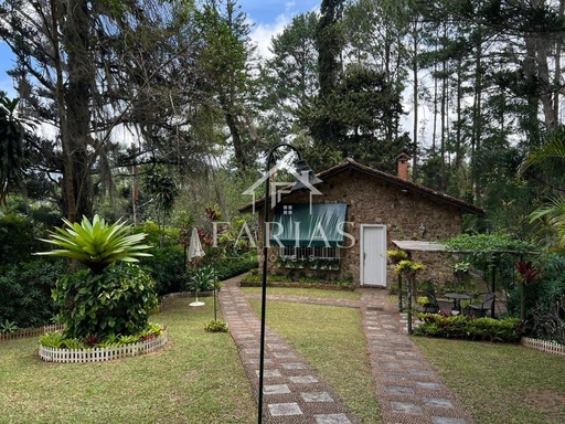Casa de 6 quartos, 500m² no bairro Corrêas, em Petrópolis | Eu Corretor