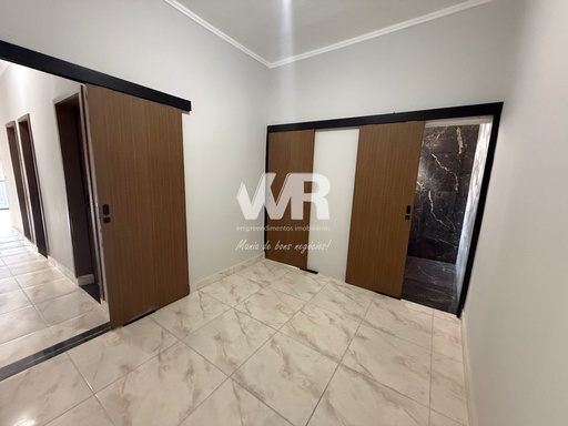 Casa de 2 quartos, no bairro Aclimação, em Passos | Eu Corretor