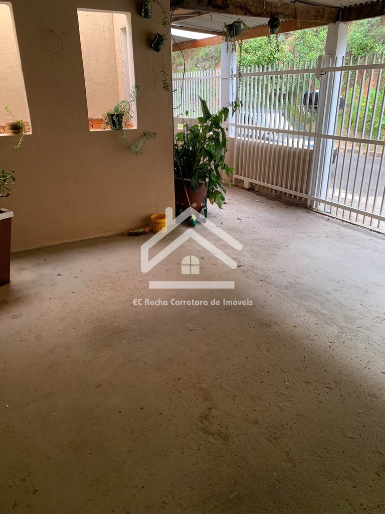 Casa a venda Águas de Lindóia - Garagem.jpeg