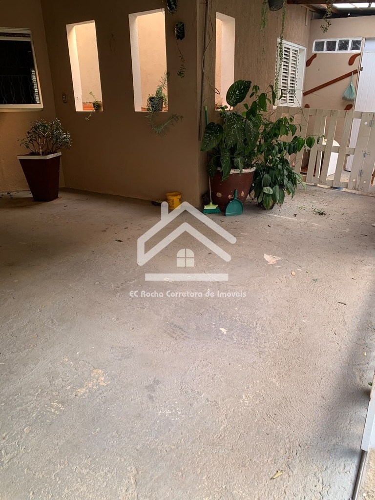 Casa a venda Águas de Lindóia - Quintal.jpeg