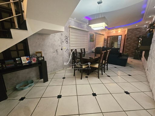 Sobrado de 4 quartos, 200m² no bairro Jardim Bom Clima, em Guarulhos | Eu Corretor