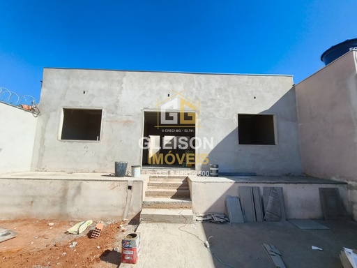 Casa de 4 quartos, 80m² no bairro Parque Tropical, em Passos | Eu Corretor