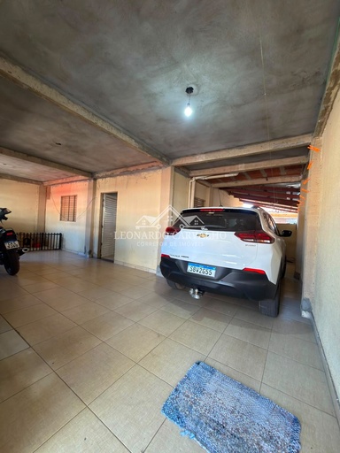 Casa de 5 quartos, no bairro parque das brisas, em Caldas Novas | Eu Corretor