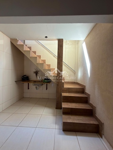 Casa de 5 quartos, no bairro parque das brisas, em Caldas Novas | Eu Corretor